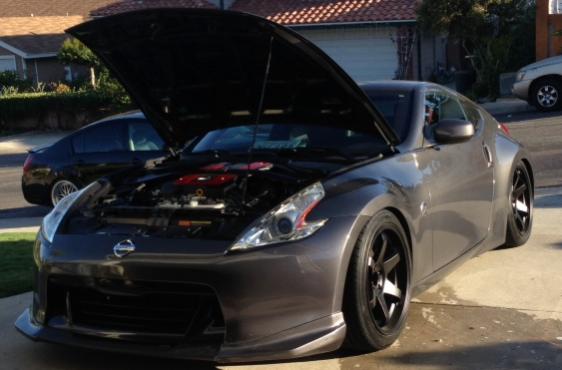Detailing the Z on an awesome Sunday late afternoon.  Lowered on Stance Super Sport Plus coil overs and Eurotek U07 (Volk Te37 replicas) 19x9.5/19x10.5
Rear camber kit coming soon.