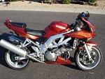sv1000s...now has the full fairing and 2 into 1 yoshimura exhaust