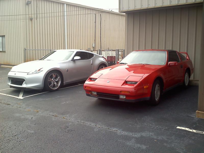 My 2009 370z vs Dad's 1989 300zx