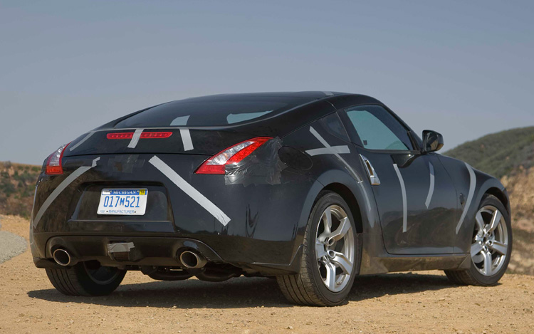 Nissan 370z rear three quarter pic