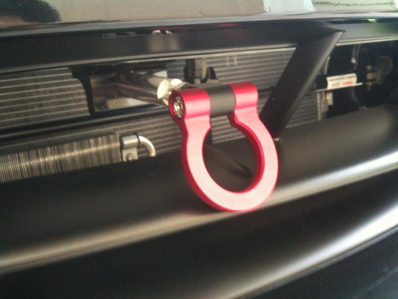http://www.the370z.com/members/anhdat503-albums-nismo-magnetic-black-0213-picture56619-red-tow-hook.jpg
