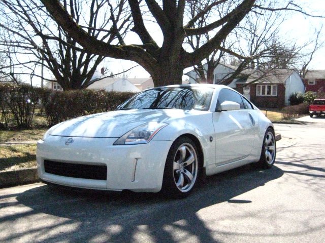 07 V.2  GT 18x9 19x10
Drove all the way to Albany NY to pick these up. Guy had a set brand new $600. Remembering driving home w all 4 in that same Z..