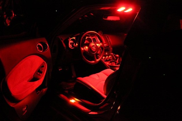 August '13: Red LED map lights. Car off.