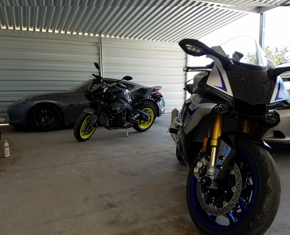 r1m fz10 and z