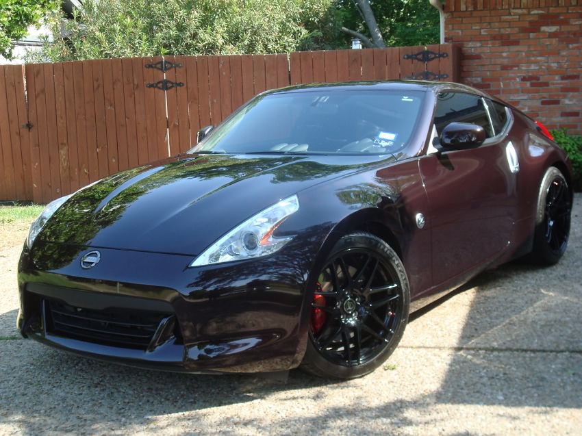 2011 Nissan 370Z front2