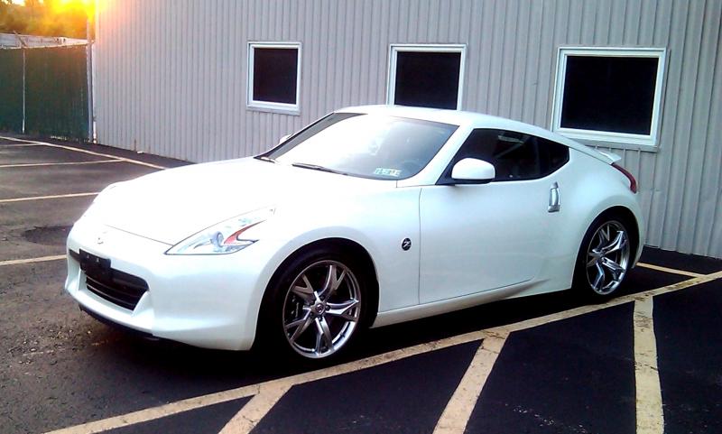 My New Toy

2011 Nissan 370z