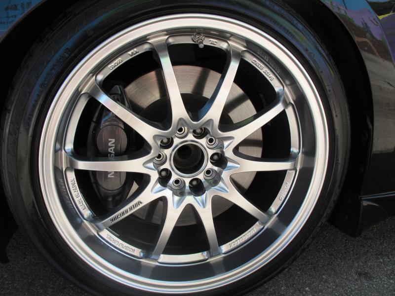 Volk CE28N's Mercury Silver 19x9.5 +22 (Stock Tire)