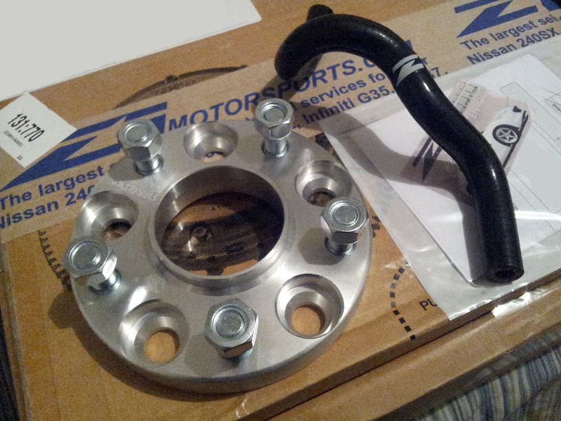 Z1 20 mm spacers with studs and silicone brake booster line.