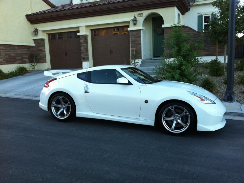 Pearl White Nismo