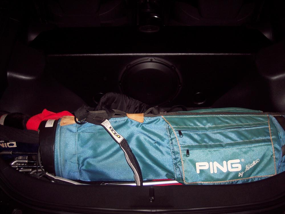 Golf bag does fit in my 370Z