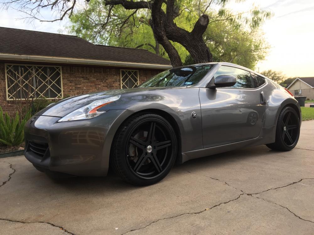 New wheels on the Z.