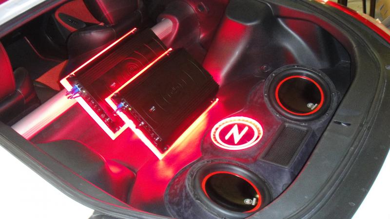 The Sound System.. Full db Drive Audio upgrade. 2 tweeters, 4 woofers, 2 subwoofers. 10'' 2000W. It hits really hard!
