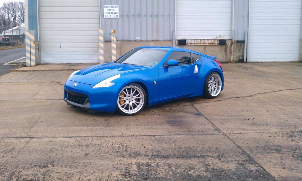 New Work Gnosis wheels, powder coated brake calipers and tint added 12/8/12 at JDS Motoring.