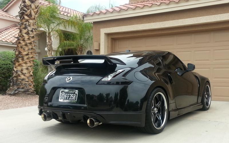 Creative 370Z Exterior Mods for Living room