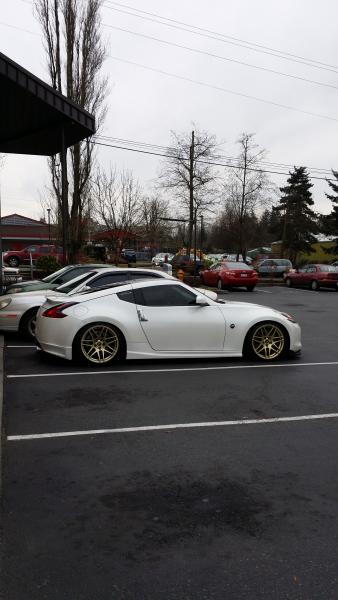 Forgestar F14 
BC BR coilovers
black roof
shine rear fins
nismo sideskirts
@ Starbucks