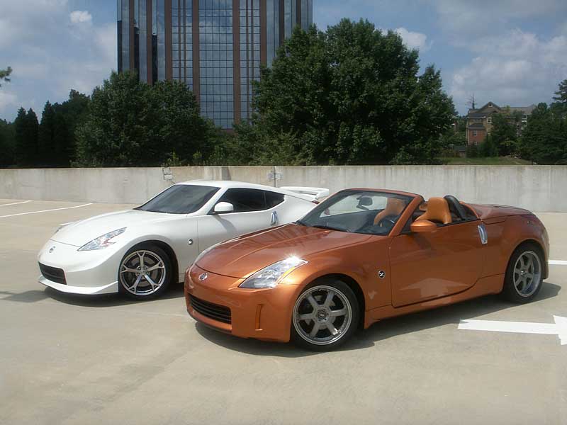 Rogue370z and AuburnZ in the sun.