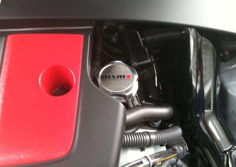 Oil cap