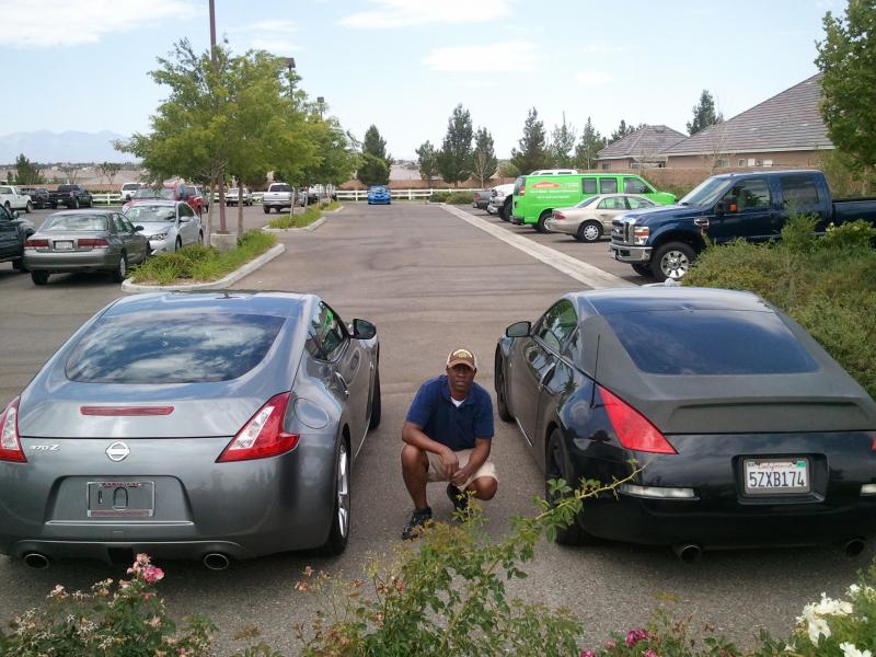 My buddy Mark's 350Z on the right