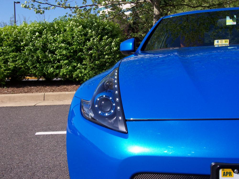 2theextreme's (Tony's) custom MRWorks headlights. Passenger Front. note blackened housing and blue shrouds. Sweet look!